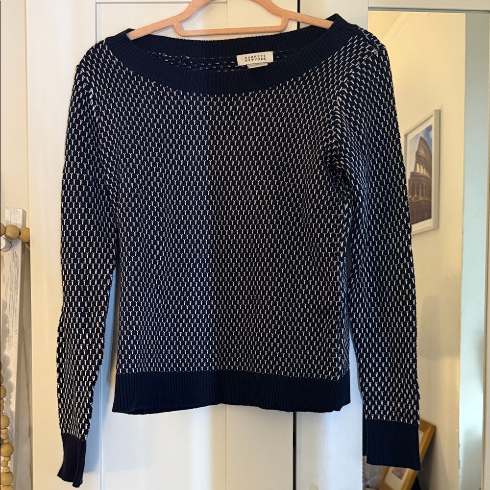 Barneys New York dark Navy and White Crew Neck Sweater